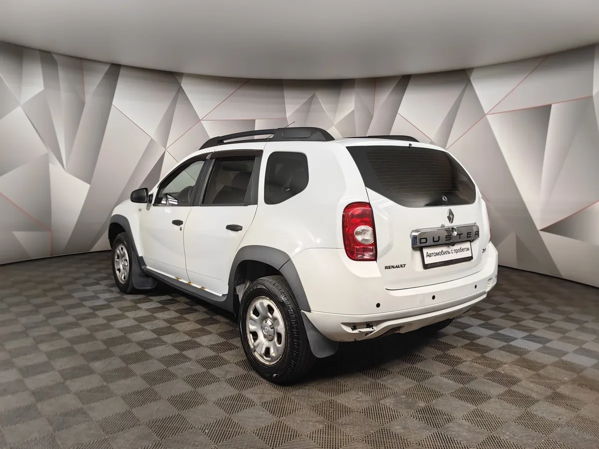Renault Duster 2.0 MT 4x4 (143 л.с.) Белый в АВИЛОН. Слайд №4