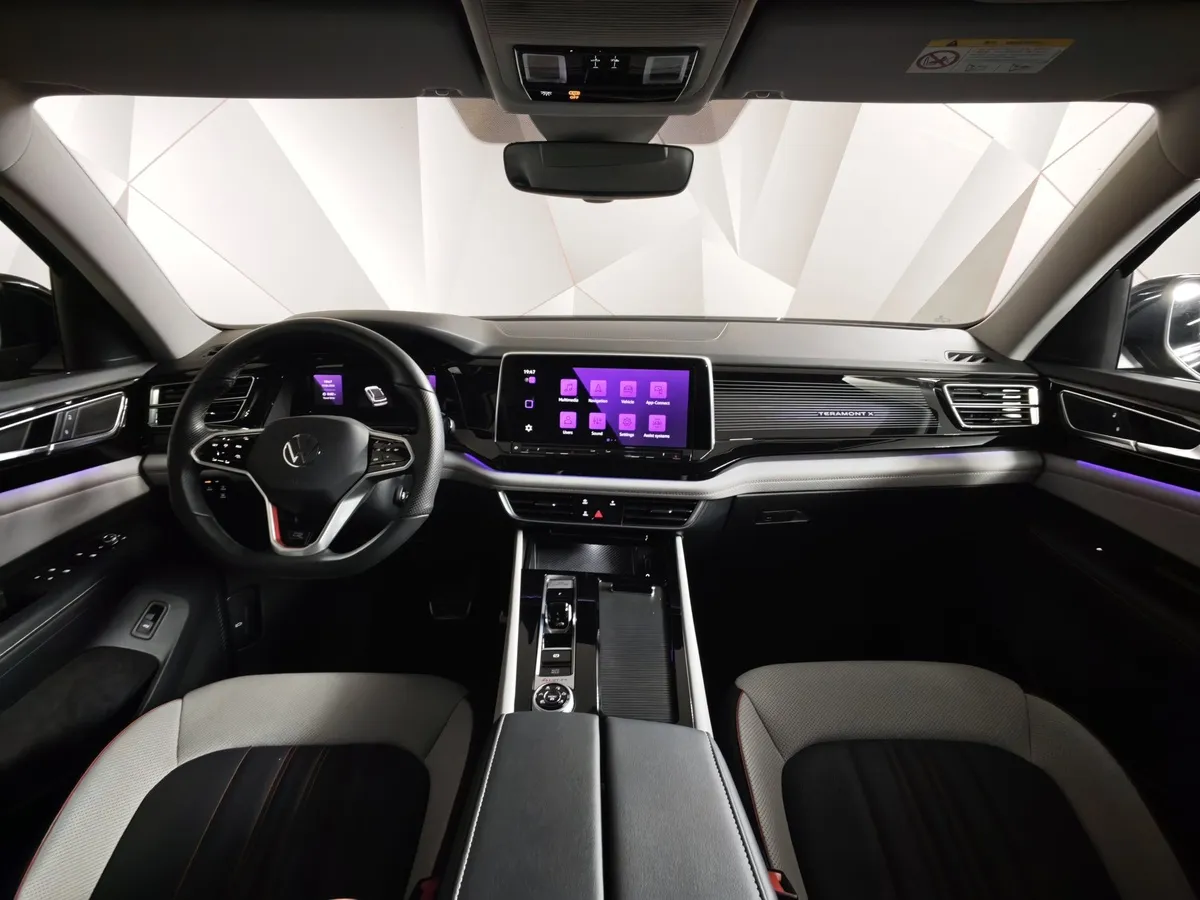 Volkswagen Teramont X 2.0 7DSG AWD (220 л.с.) Top Черный в АВИЛОН. Слайд №12