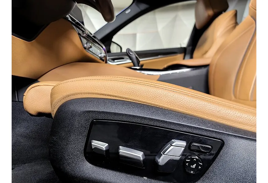 BMW 5 серия 520i Steptronic (184 л.с.) Синий в АВИЛОН. Слайд №18