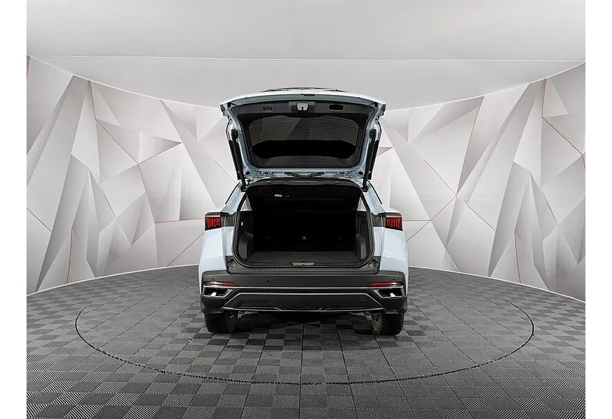 Omoda C5 1.5T CVT (147 л.с.) Ultimate (двухцветный, красные элементы экстерьера) Синий в АВИЛОН. Слайд №12