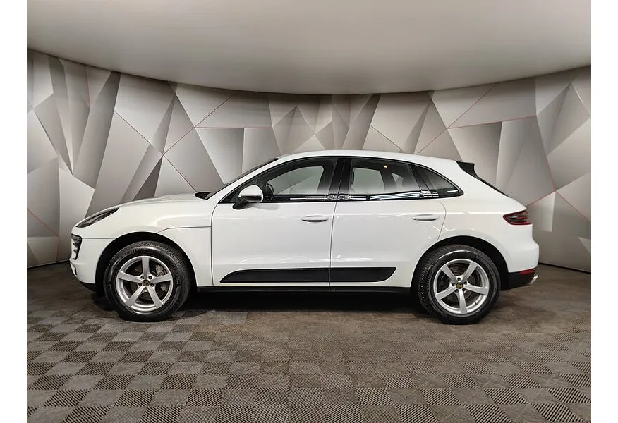 Porsche Macan 2.0 PDK AWD (252 л.с.) Белый в АВИЛОН. Слайд №5