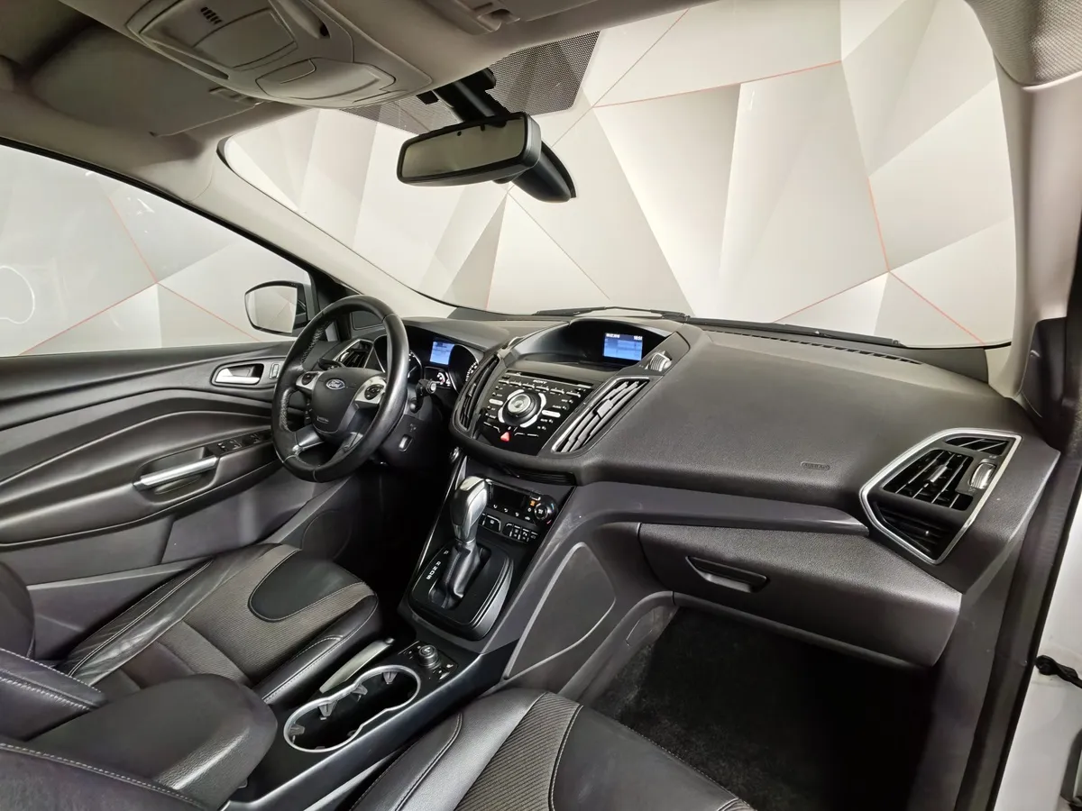 Ford Kuga 1.6 EcoBoost AT AWD (182 л.с.) Titanium Белый в АВИЛОН. Слайд №13