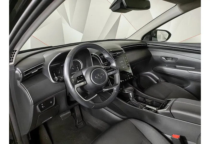 Hyundai Tucson D2.0 Smartstream 8AT 4WD (186 л.с.) Lifestyle + Smart Sense Черный в АВИЛОН. Слайд №19