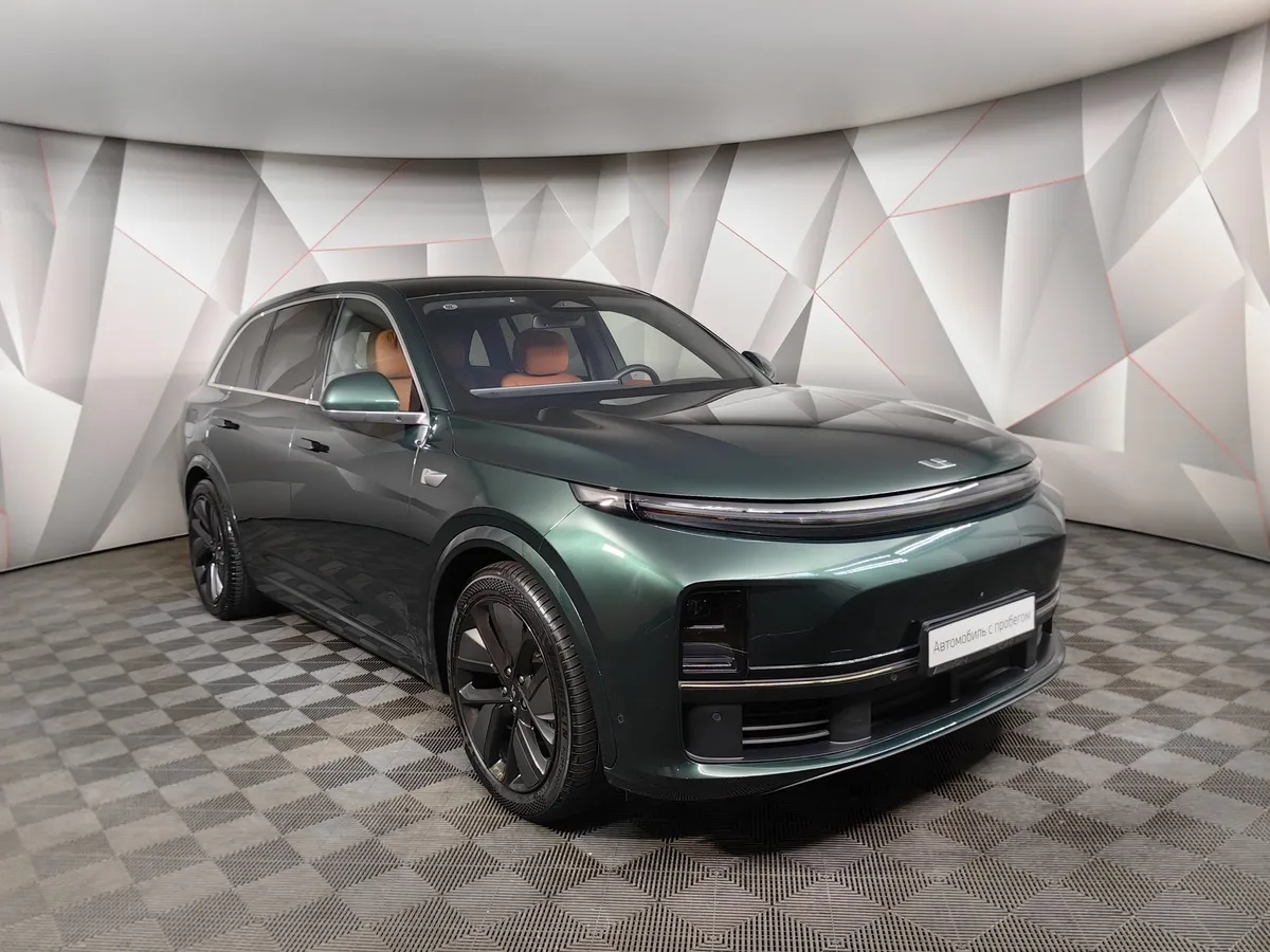 Li Auto L7 1.5 AT 4WD (449 л.с.) Pro Зеленый в АВИЛОН. Слайд №3