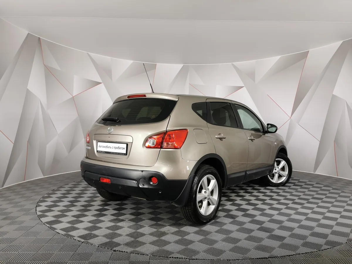 Nissan Qashqai 2.0 CVT FWD (141 л.с.) XE Коричневый в АВИЛОН. Слайд №2