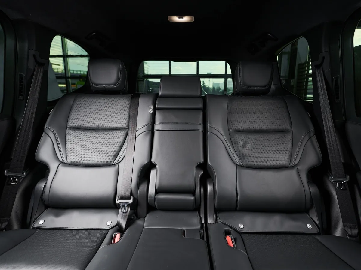 Toyota Land Cruiser 3.5 V6 AT 4WD (415 л.с.) Премиум Черный в АВИЛОН. Слайд №10