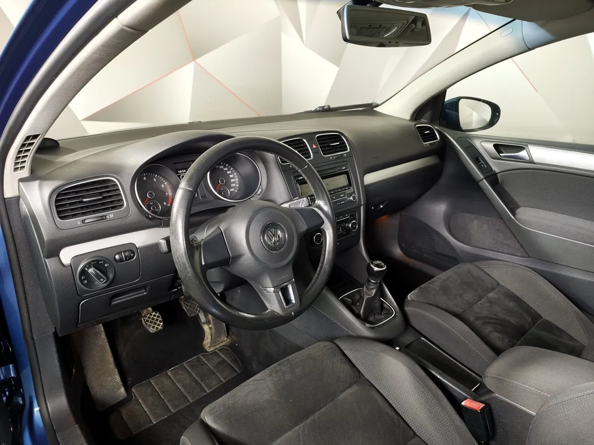 Volkswagen Golf 1.4 TSI MT (122 л.с.) Trendline Синий в АВИЛОН. Слайд №13