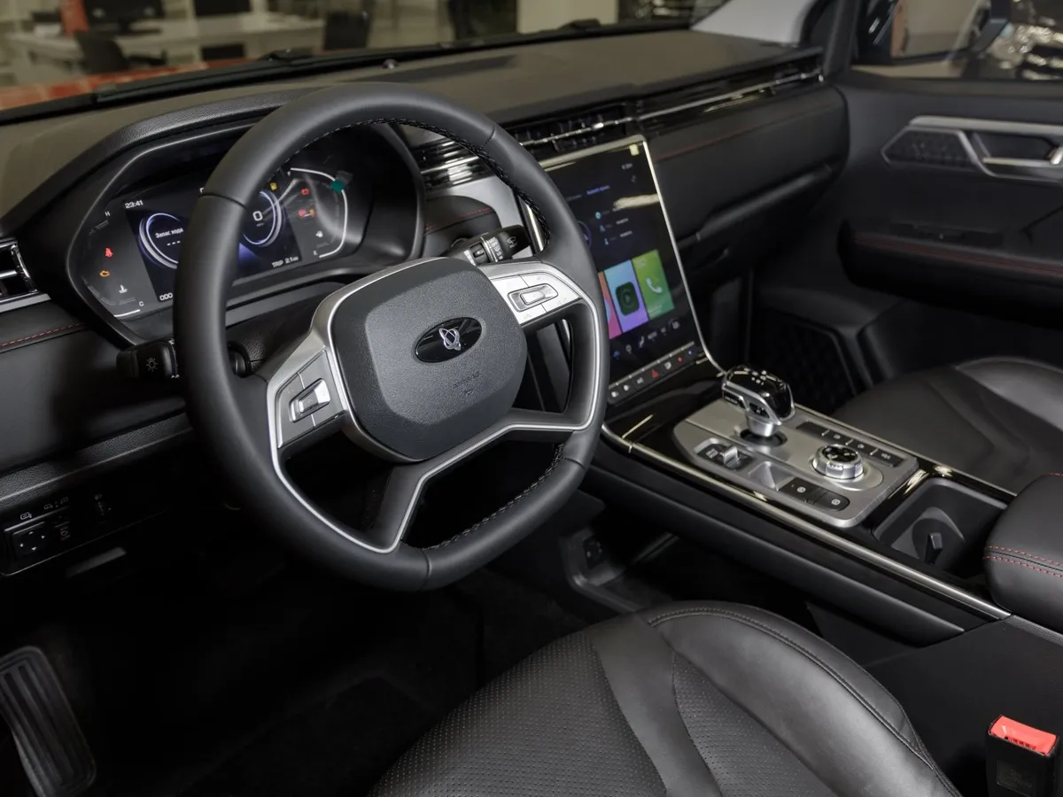Sollers ST8 2.0G 8AT AWD (224 л.с.) Premium Зеленый в АВИЛОН. Слайд №11