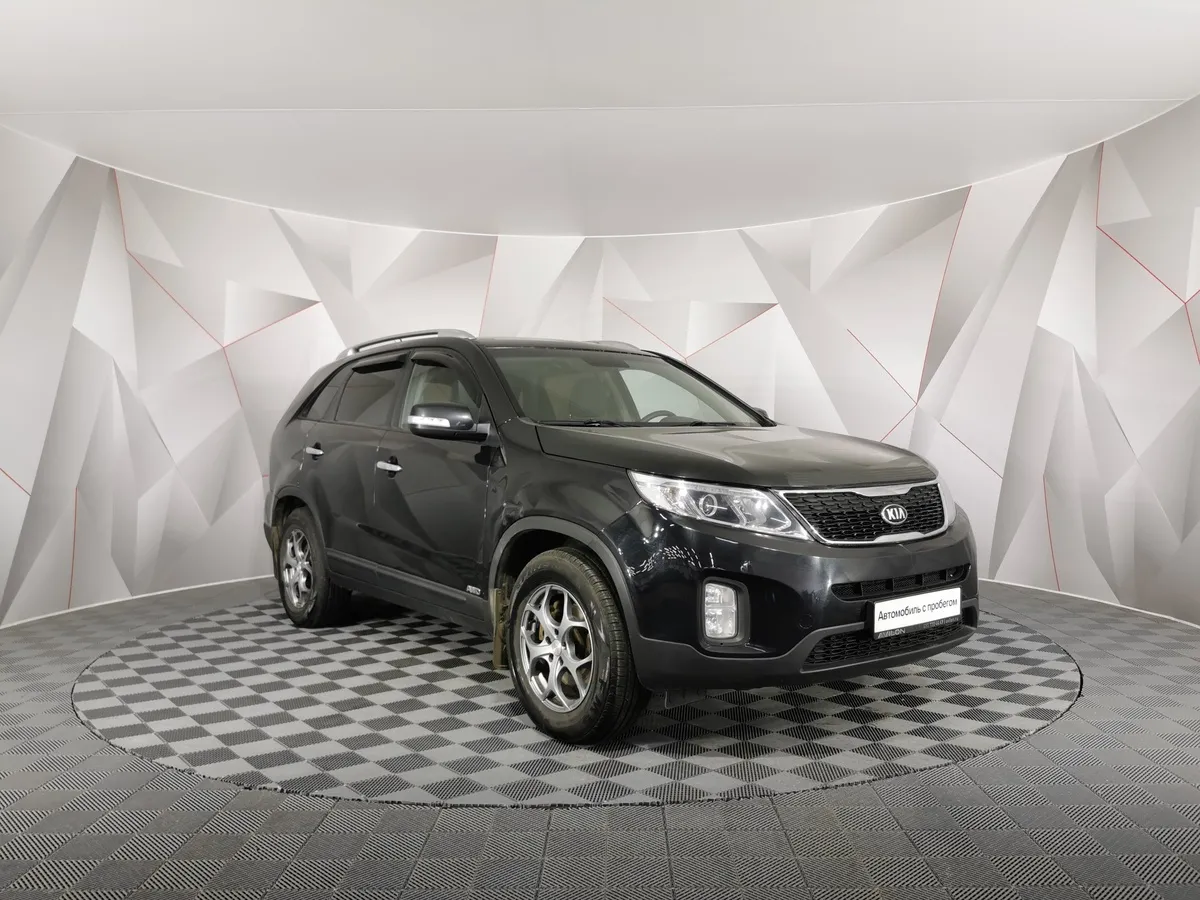 Kia Sorento 2.4 MT (175 л.с.) Черный в АВИЛОН. Слайд №3