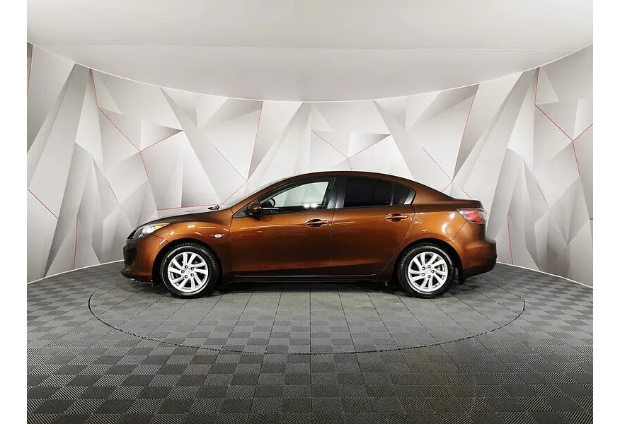 Mazda 3 1.6 AT (105 л.с.) Коричневый в АВИЛОН. Слайд №5