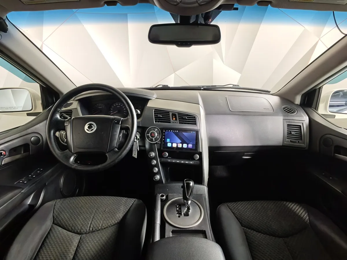 SsangYong Kyron 2.3 E-Tronic 4WD (150 л.с.) Белый в АВИЛОН. Слайд №14