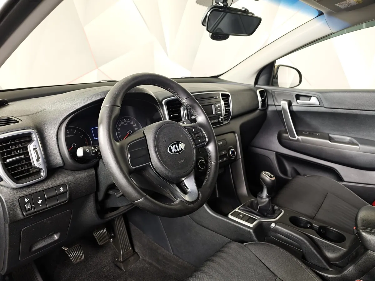 Kia Sportage 2.0 MT (150 л.с.) Classic Коричневый в АВИЛОН. Слайд №18