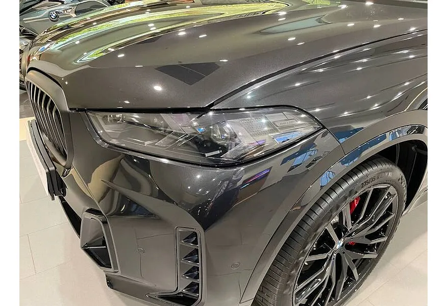 BMW X5 xDrive30d Steptronic (286 л.с.) Черный в АВИЛОН. Слайд №11