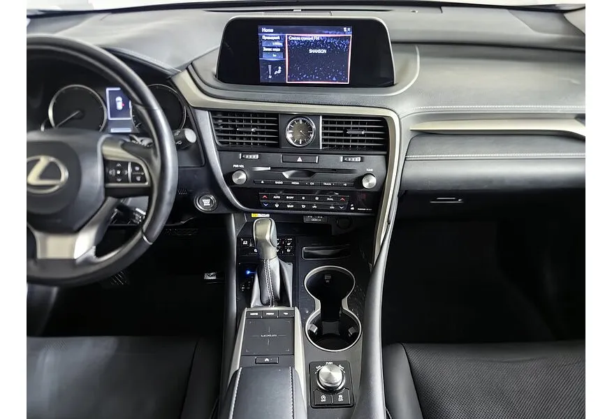 Lexus RX 2.0 AT AWD (238 л.с.) Executive Коричневый в АВИЛОН. Слайд №15