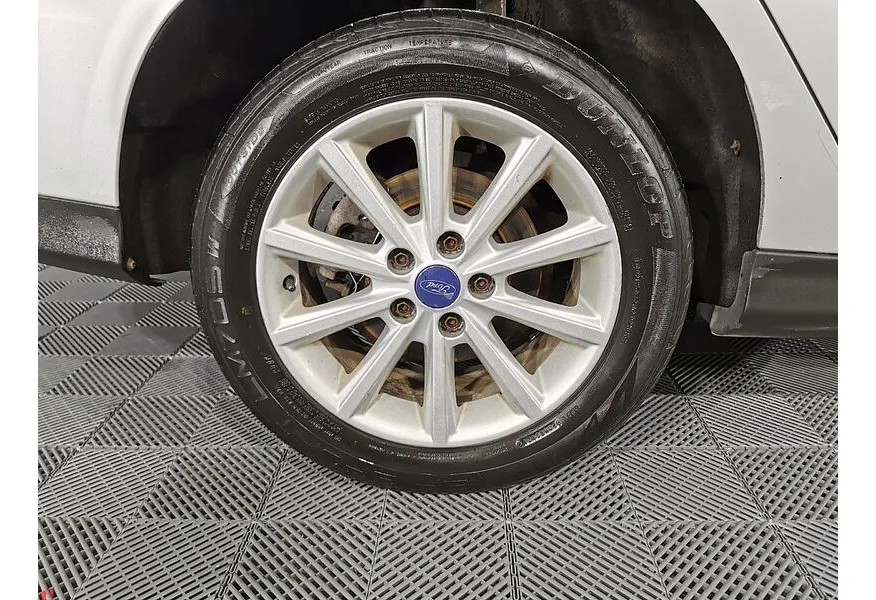 АВИЛОН - Ford Focus 2.0 PowerShift (150 л.с.) Trend Серебристый - slide 15