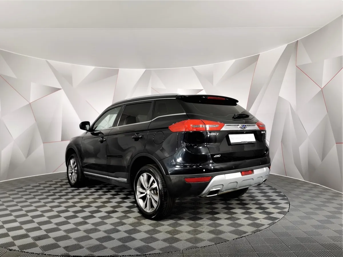 Geely Atlas 2.4 AT AWD (148 л.с.) Standard Черный в АВИЛОН. Слайд №4