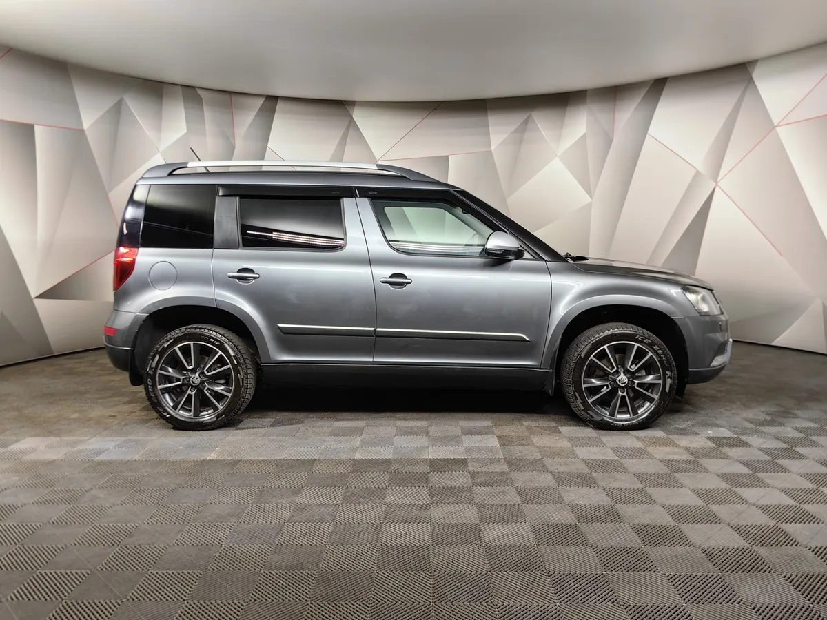 Skoda Yeti 1.8 TSI 4x4 DSG (152 л.с.) Серый в АВИЛОН. Слайд №6