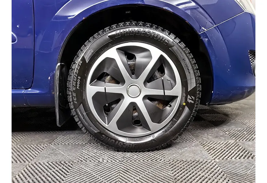 Opel Zafira 1.8 MT (140 л.с.) Синий в АВИЛОН. Слайд №9