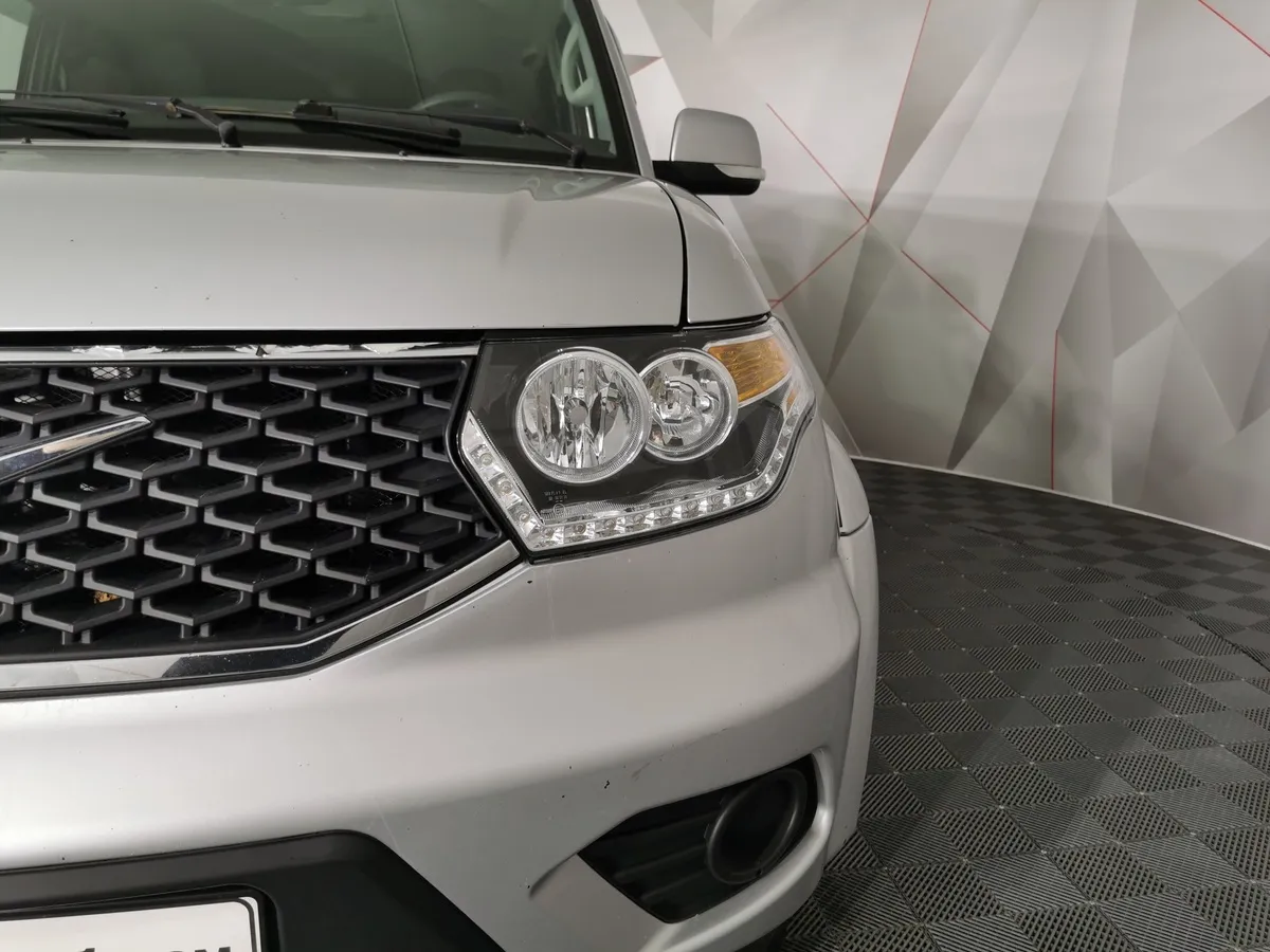 УАЗ Patriot 2.7 MT 4WD (150 л.с.) Максимум Серый в АВИЛОН. Слайд №10