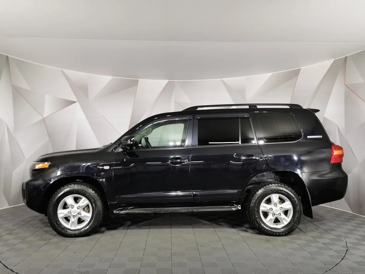Toyota Land Cruiser 4.5 Twin-Turbo D AT 4WD (5 мест) (235 л.с.) Престиж Черный в АВИЛОН. Слайд №5