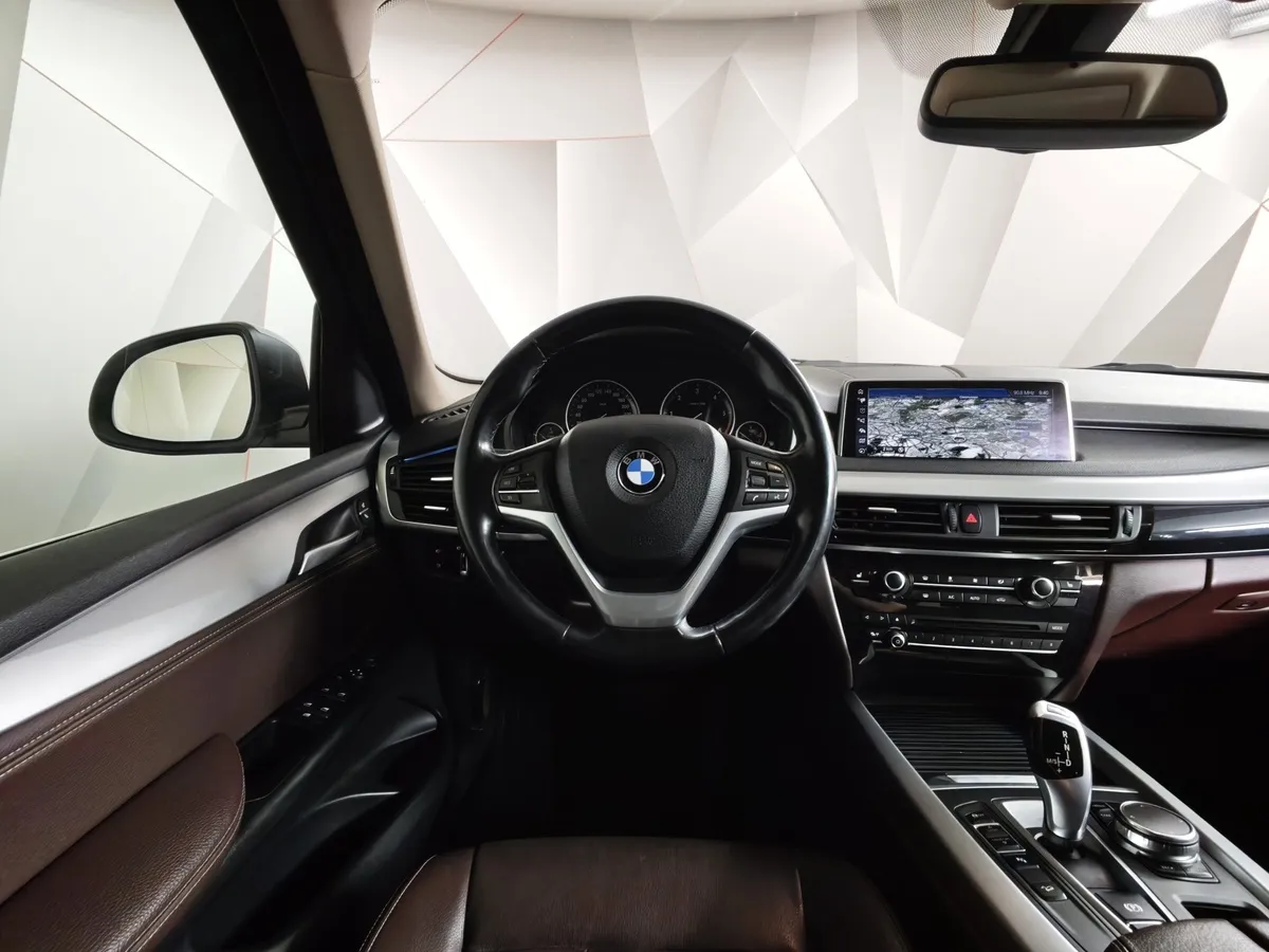 BMW X5 xDrive25d Steptronic (218 л.с.) Business (Локальная сборка) Белый в АВИЛОН. Слайд №15