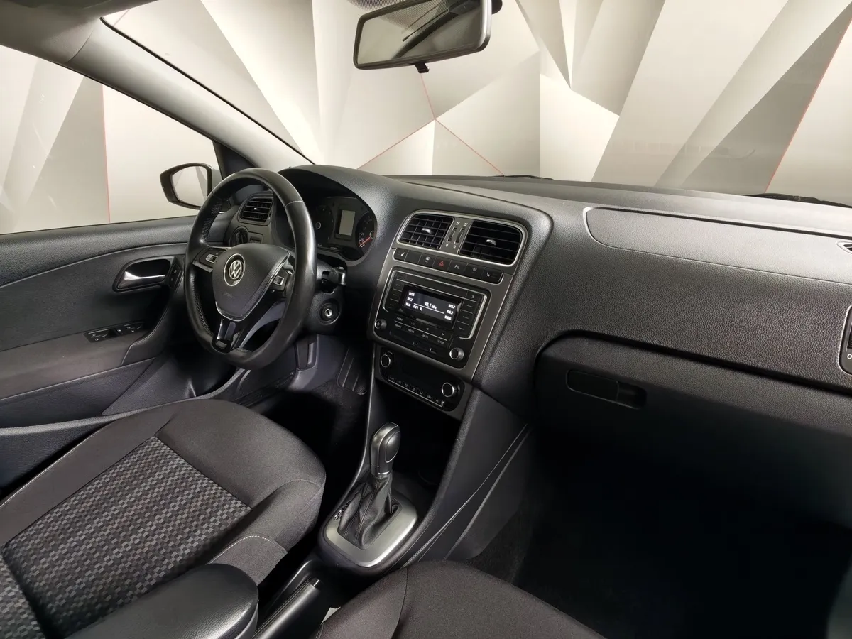Volkswagen Polo 1.6 Tiptronic (105 л.с.) Comfortline Белый в АВИЛОН. Слайд №13