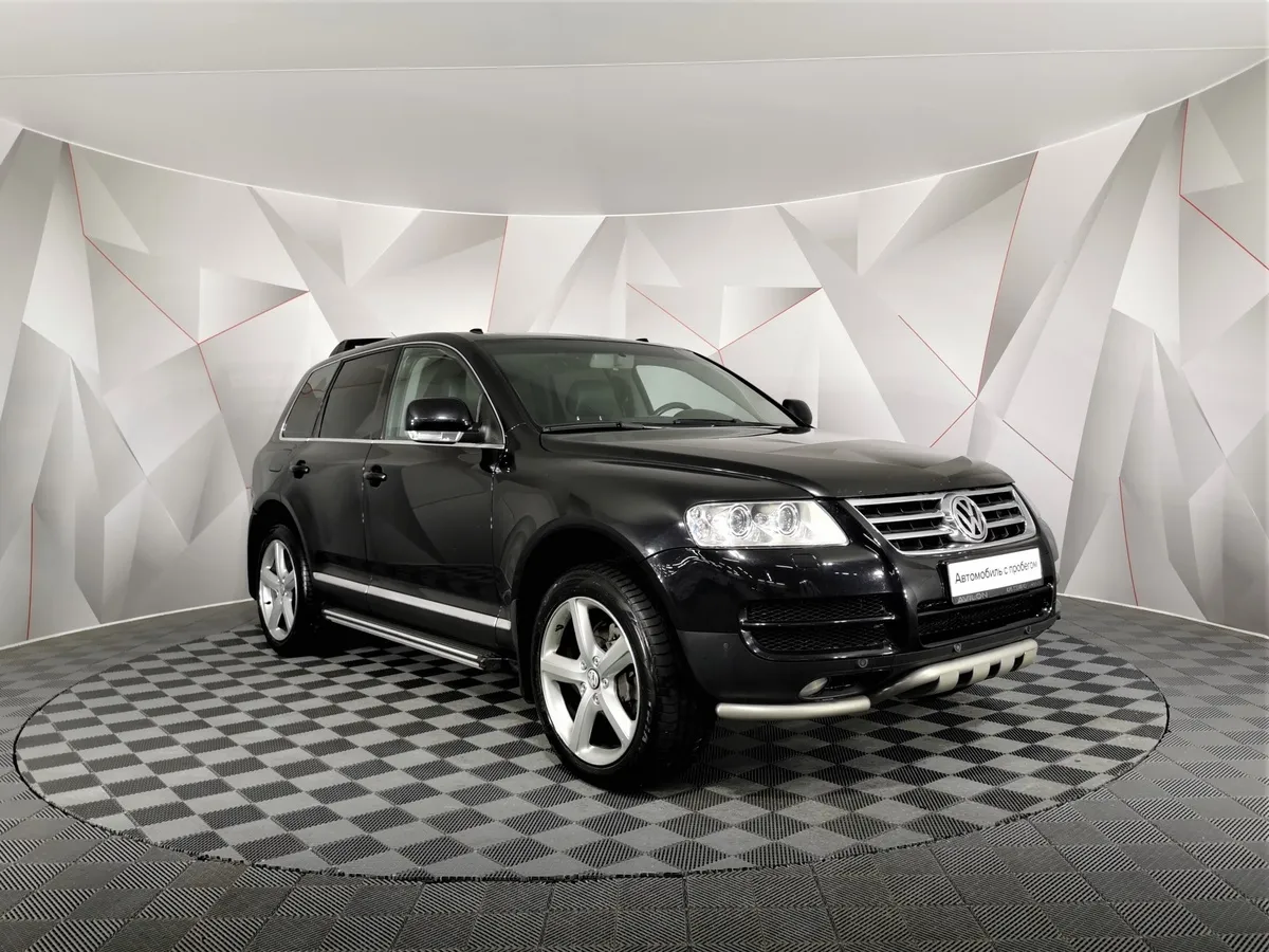 Volkswagen Touareg 3.2 Tiptronic (220 л.с.) Черный в АВИЛОН. Слайд №3
