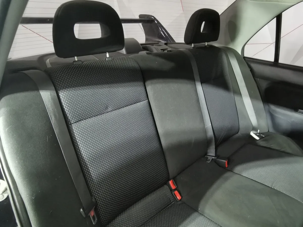 Mitsubishi Lancer 1.3 MT (82 л.с.) Черный в АВИЛОН. Слайд №17