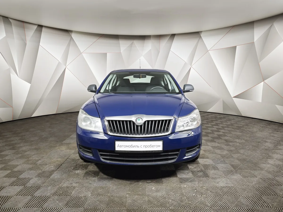 Skoda Octavia 1.6 MPI MT (102 л.с.) Синий в АВИЛОН. Слайд №7
