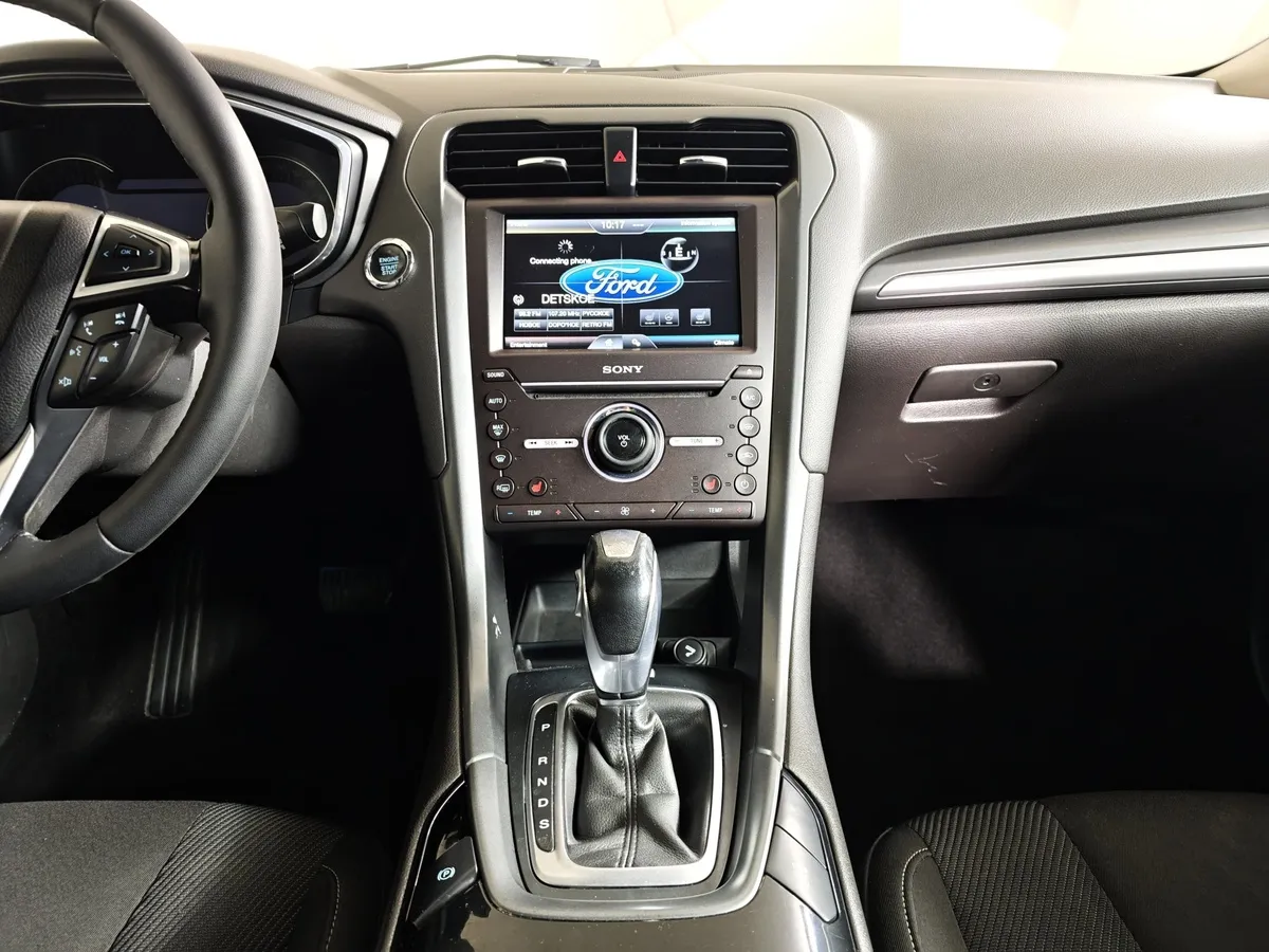 Ford Mondeo 2.5 AT (149 л.с.) Titanium Черный в АВИЛОН. Слайд №15
