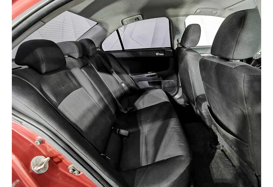 Mitsubishi Lancer 1.8 CVT (143 л.с.) Красный в АВИЛОН. Слайд №17