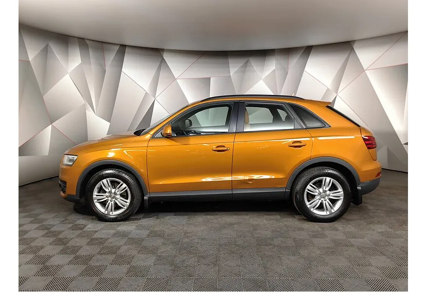 Audi Q3 2.0 TFSI quattro S tronic (211 л.с.) Оранжевый в АВИЛОН. Слайд №5
