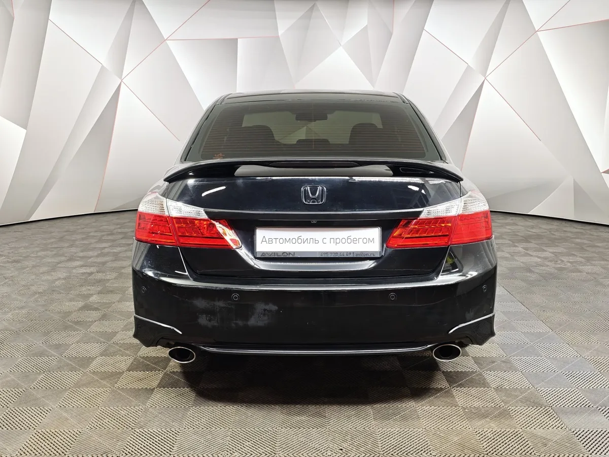 Honda Accord 2.4 AT (180 л.с.) Черный в АВИЛОН. Слайд №8