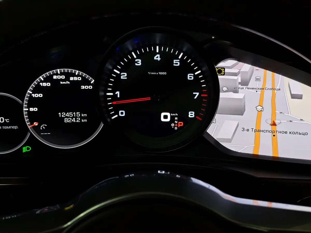 Porsche Panamera 4 3.0 PDK AWD (330 л.с.) Серый в АВИЛОН. Слайд №18