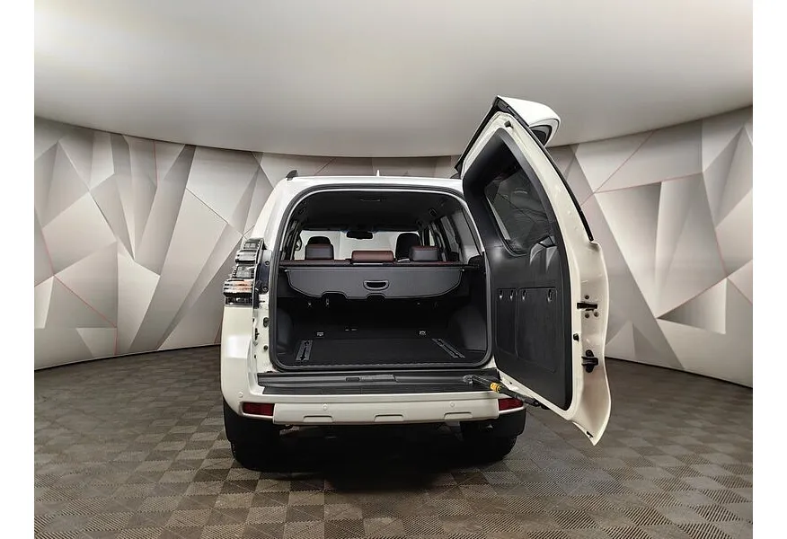 АВИЛОН - Toyota Land Cruiser Prado 2.8 D AT 4WD (5 мест) (177 л.с.) Комфорт Белый - slide 4