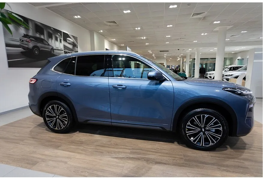 Geely EX5 EM-i 1.5 PHEV DHT FWD (218 л.с.) Max Синий в АВИЛОН. Слайд №4