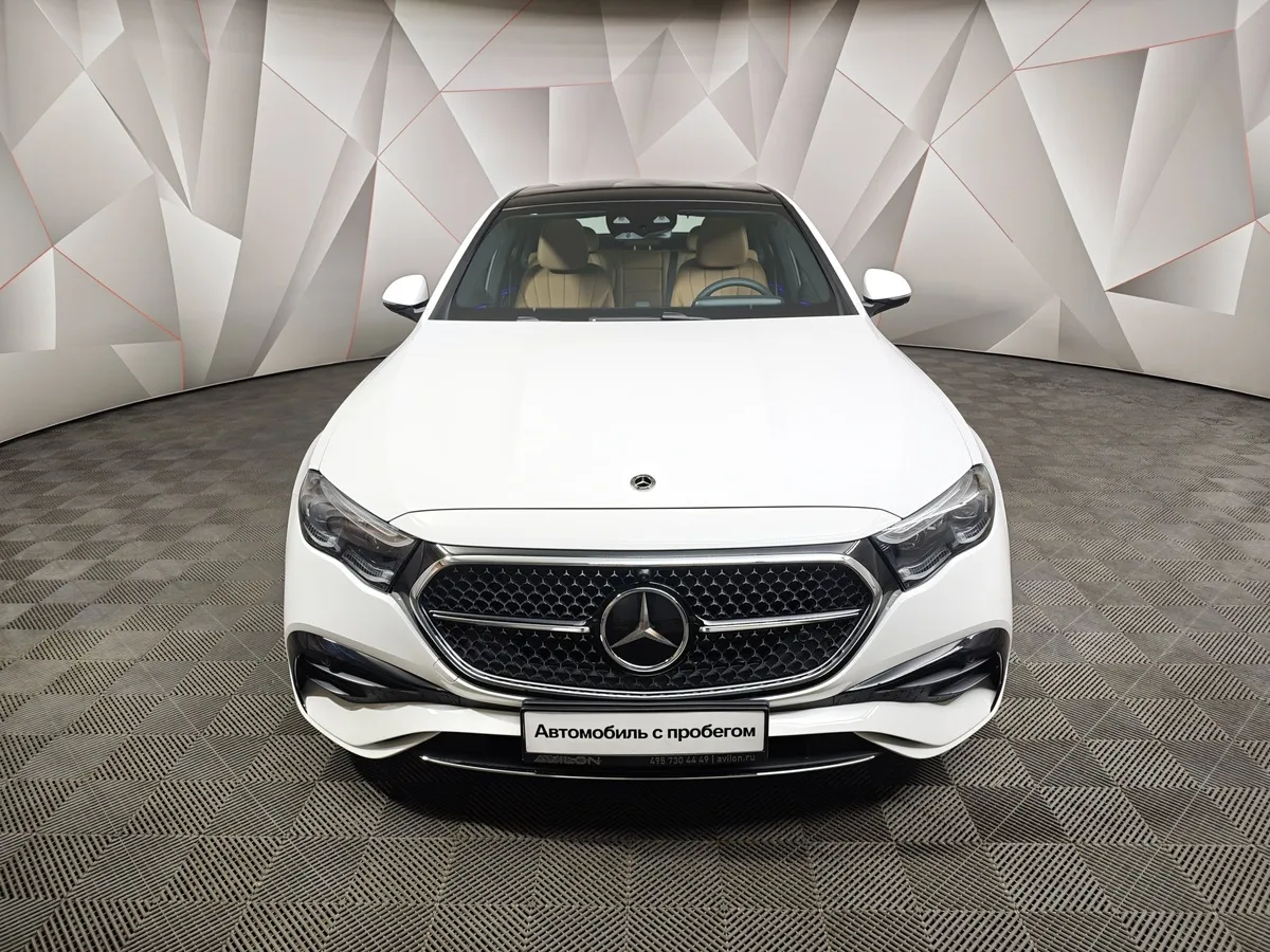 Mercedes-Benz E-Класс E 300 4MATIC (258 л.с.) Белый в АВИЛОН. Слайд №7
