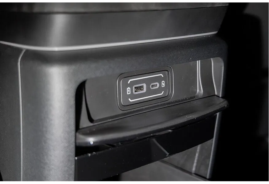 GAC M8 2.0T AT (231 л.с.) GX Черный в АВИЛОН. Слайд №8