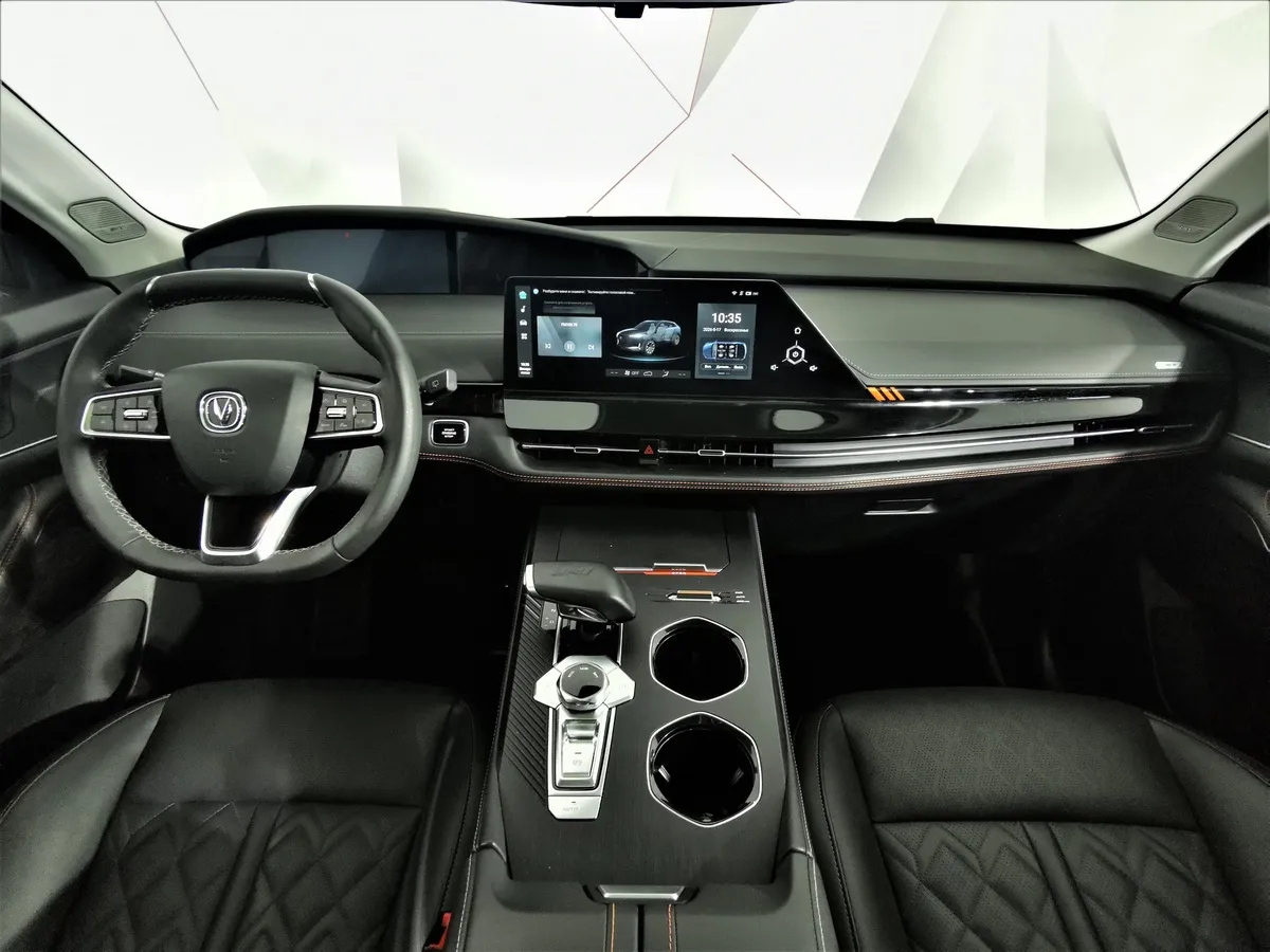 Changan UNI-K 2.0 AT 4WD (226 л.с.) Tech Серый в АВИЛОН. Слайд №13
