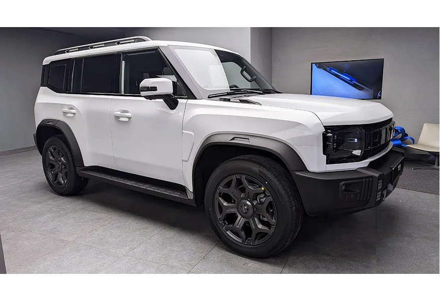 JETOUR T2 2.0T 8AT AWD (245 л.с.) Discovery Белый в АВИЛОН. Слайд №2