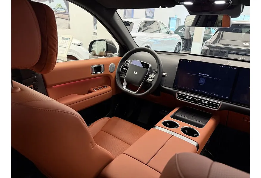 Li Auto L7 1.5 AT 4WD (449 л.с.) Ultra Черный в АВИЛОН. Слайд №6