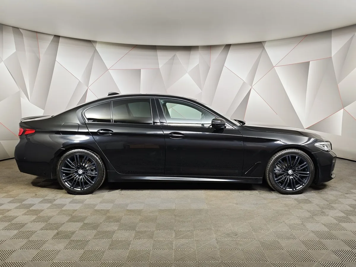 BMW 5 серия 520d xDrive Steptronic (190 л.с.) M Sport Pure в АВИЛОН. Слайд №6