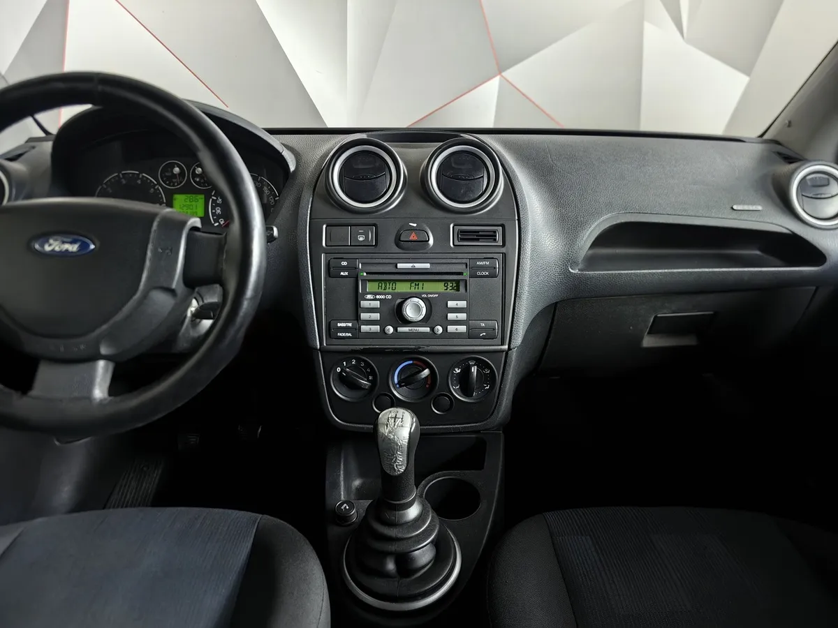 Ford Fiesta 1.4 Durashift EST (79 л.с.) Comfort Черный в АВИЛОН. Слайд №12