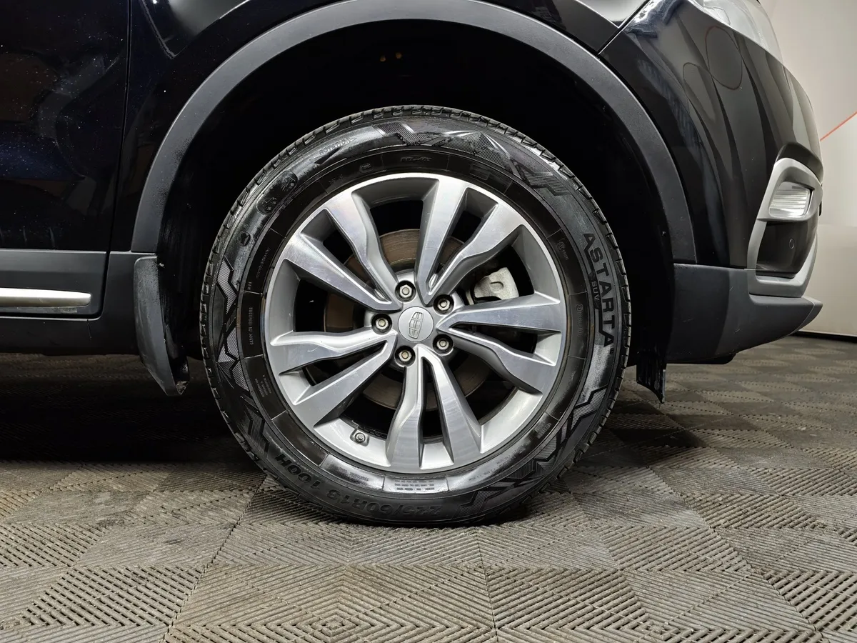 Geely Atlas 2.4 AT (148 л.с.) Comfort Черный в АВИЛОН. Слайд №9