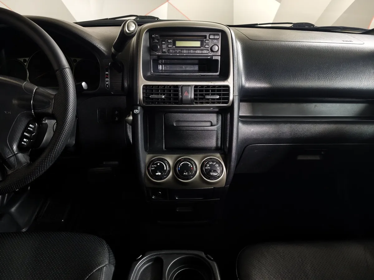 Honda CR-V 2.0 4AT (150 л.с.) Золотой в АВИЛОН. Слайд №14