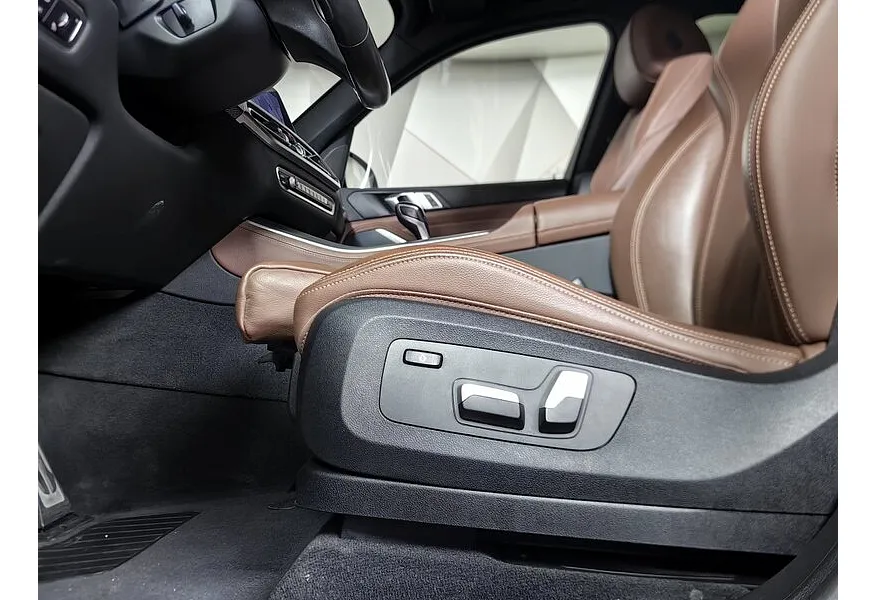 BMW X5 xDrive30d Steptronic (249 л.с.) M Sport Plus Черный в АВИЛОН. Слайд №17