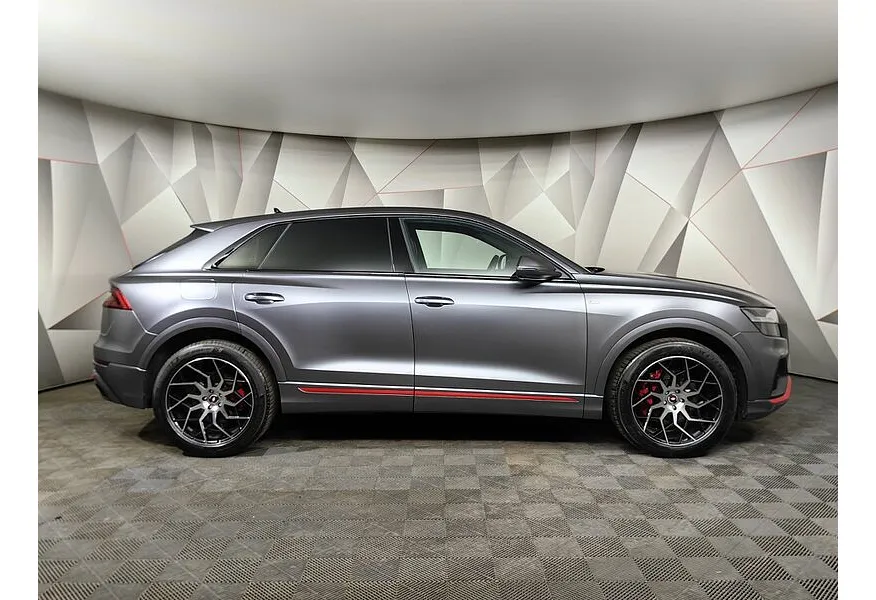 Audi Q8 45 TDI Tiptronic quattro (249 л.с.) Серый в АВИЛОН. Слайд №6