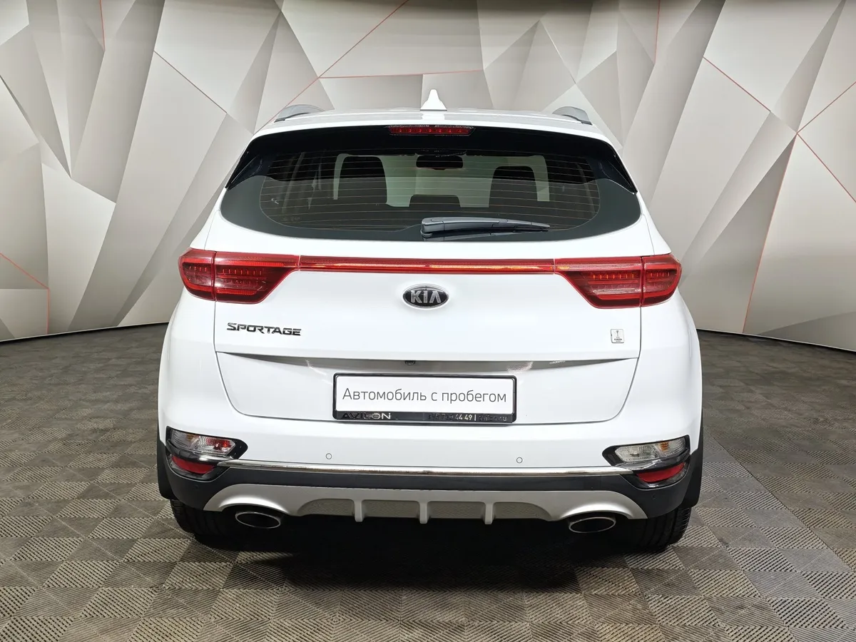Kia Sportage 2.4 AT 4WD (184 л.с.) Luxe UEFA Белый в АВИЛОН. Слайд №8