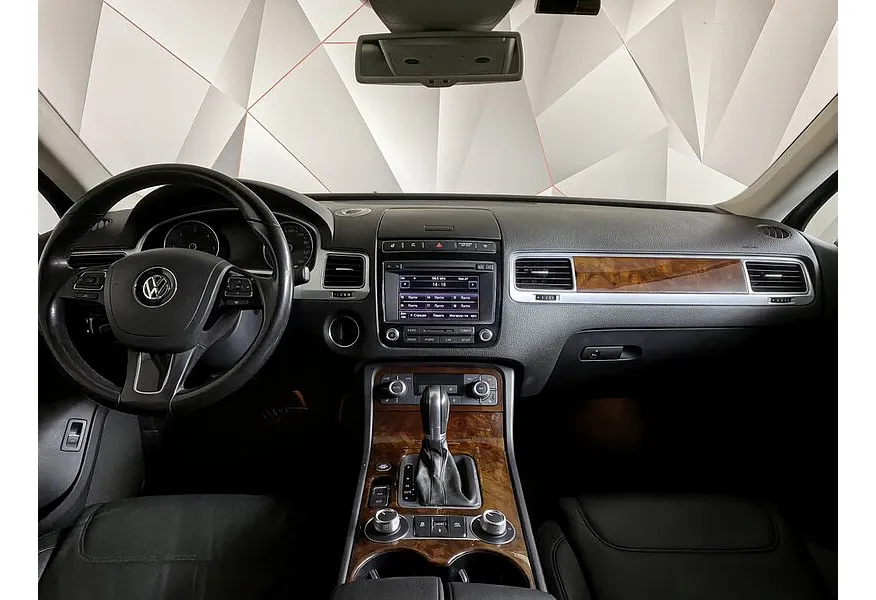 Volkswagen Touareg 3.0 TDI Tiptronic 4Motion (204 л.с.) Серебристый в АВИЛОН. Слайд №14