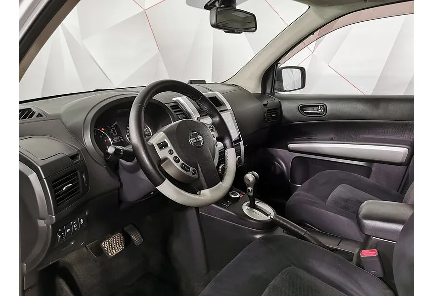 Nissan X-Trail 2.0 CVT AWD (141 л.с.) Серебристый в АВИЛОН. Слайд №19